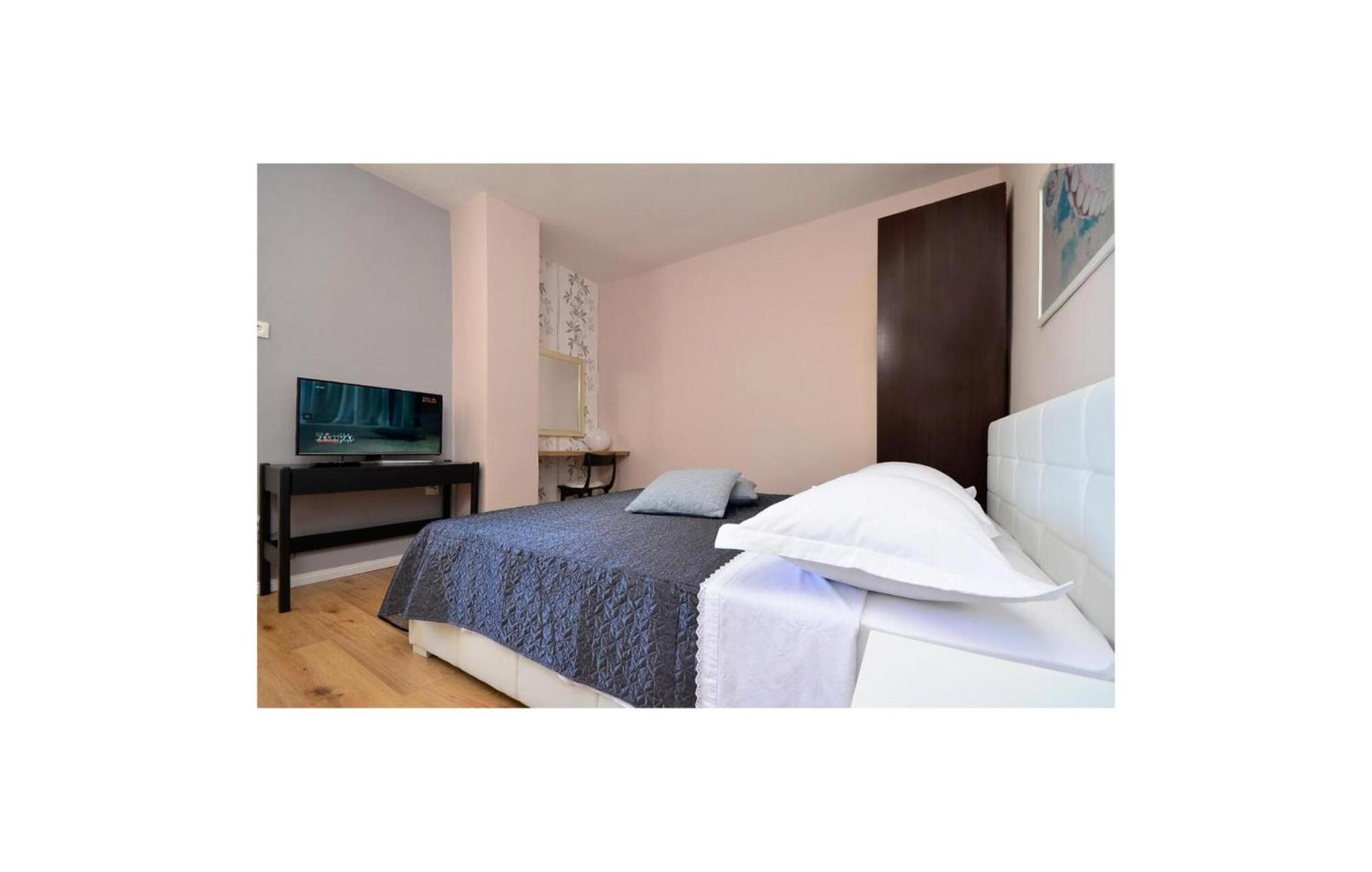 Pet Friendly In With Wifi * Makarska